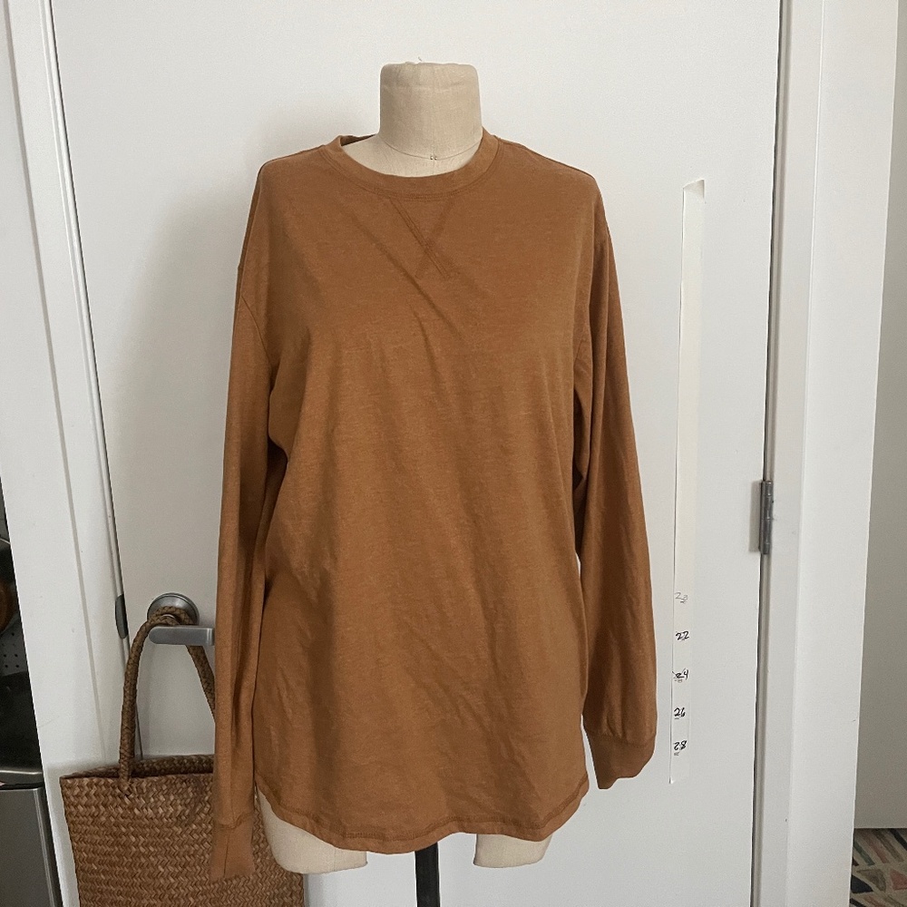 Men Long Sleeve T-shirt Large Never worn